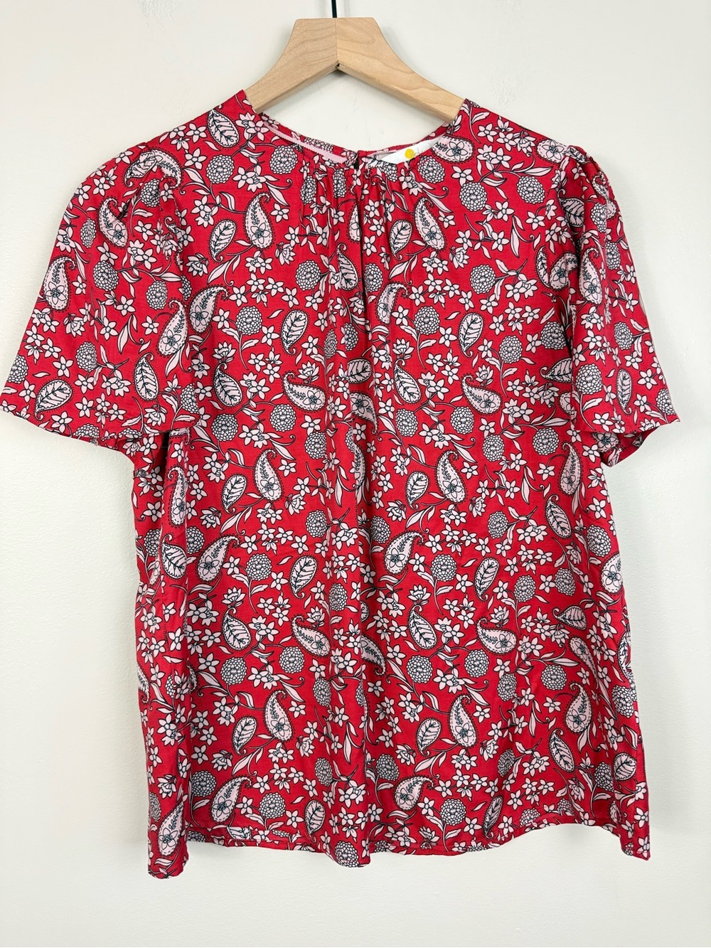 Boden Top Womens 8 Red White Floral Paisley Short Sleeve Flowy Office Business